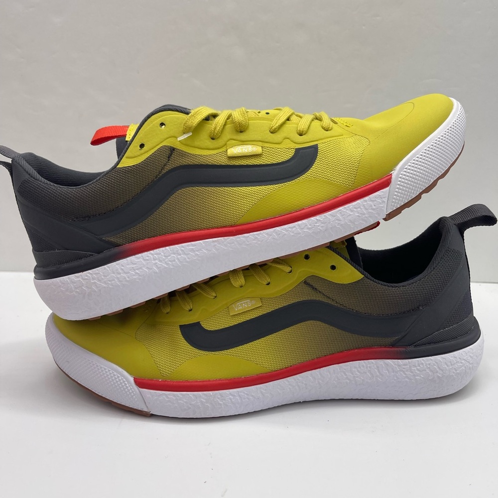 Vans WMNS Mte Ultrarange Exo
Sulphur
VN000CWCD2P Sneakers - Picture 16 of 16